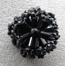 Vintage West Germany Black Beaded Cluster Brooch MCM - $469.08 MXN