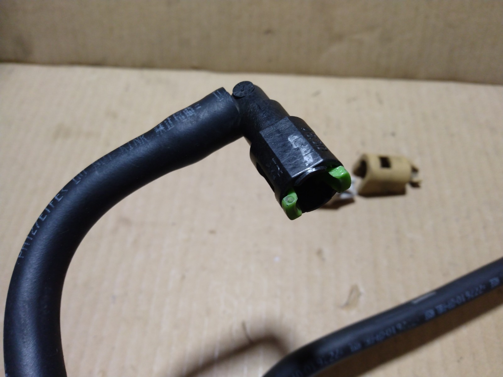 08-12 ACCORD K24Z OEM Fuel SupplyFEED HOSE Line Gas W/ CLIPS + COVERS 09 10 11 Item image 5