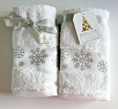Snowflake Christmas Fingertip Towels Rhinestone Embellished  Holiday Set of 2  - £28.88 GBP
