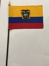 Ecuador Mini Desk Flag - Black Wood Stick Gold Top 4” X 6” - £3.99 GBP
