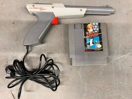 Vintage 1985 Nintendo Zapper Light Gun Bundled Super Mario Bros. Duck Hu... - $27.96