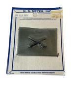  VIETNAM WAR U.S. ARMY FIELD ARTILLERY COLLAR INSIGNIA 1966 DATED  - €9,51 EUR