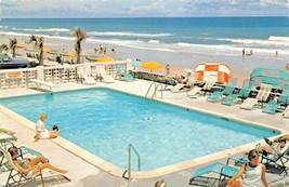 Myrtle Beach South Carolina~Swimming POOL-OCEAN &amp; Beach~Postcard - £6.16 GBP