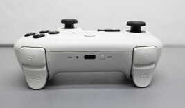 8Bitdo Ultimate RET00315 Bluetooth Controller for PC/Switch/Steam Deck image 4