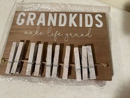 Grandkids wall Sign with Clips - Make life grand image 3