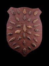 32 antique arrowhead plaque - Parsipany New jersey - Pennsylvania Indian artifac - £924.91 GBP