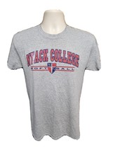 Nyack College Softball Adult Small Gray TShirt - $332.50 MXN