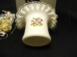 3241 Antique Fenton Violets In The Snow Hat Vase - $145.00