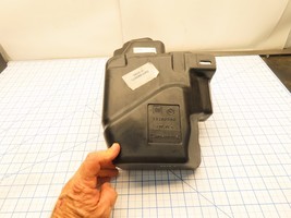 GM 13260590 Windshield Washer Fluid Reservoir Tank No Factory Box Genera... - $1,493.56 MXN