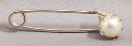 Vintage Silver Tone Pearl Brooch g35 - $19.79