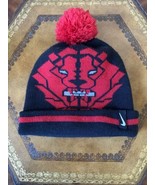 Nike Lebron James Beanie Black Red Lion Youth Size Pom Pom Hat NBA - $626.59 MXN