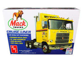 Skill 3 Model Kit Mack Cruise-Liner Truck 1/25 Scale Model AMT - £47.17 GBP