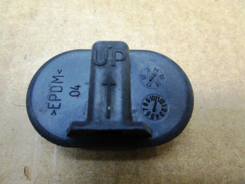 OEM 2012 2013 2014 Ford Focus Rubber Headlight Bulb Dust Cover Rubber Ca... - $9.89