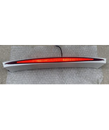 2002-2013 ESCALADE AVALANCHE WHITE TRIM PANEL WITH LED 3RD BRAKE LAMP OE... - £372.37 GBP