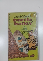 Beetle Bailey Lookin&#39; Good 1977 Tempo Books Paperback - £5.55 GBP