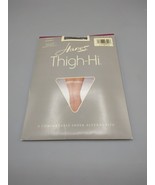 Hanes Thigh-Hi Nylon Stockings Barely Black #606 Sandalfoot Medium Vintage - $235.05 MXN