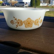 Vintage Pyrex Butterfly Gold Floral 472 Casserole 1 1/2 Pint Baking Dish - £13.56 GBP