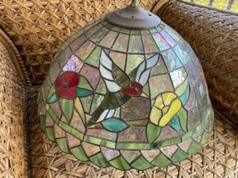 Vintage Tiffany Style Humming Bird Stained Glass Ceiling 18&quot; Hanging Chandelier - £141.07 GBP