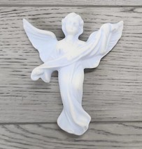 Vintage White w/ Blue Ceramic Atlantic Mold Nativity Angel Figurine - £11.59 GBP