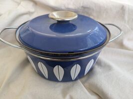 Cathrine Holm 3 Quart Dutch Four Casserole Royal Bleu Blanc Lotus Norvèg... - $110.04