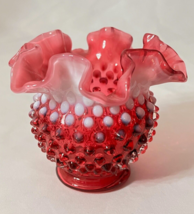 Vintage FENTON Art Glass Hobnail Cranberry Opalescent Ruffled Rim Vase - £19.52 GBP