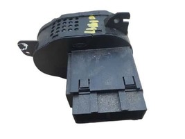  FOCUS     2003 Automatic Headlamp Dimmer 338827  - $24.75