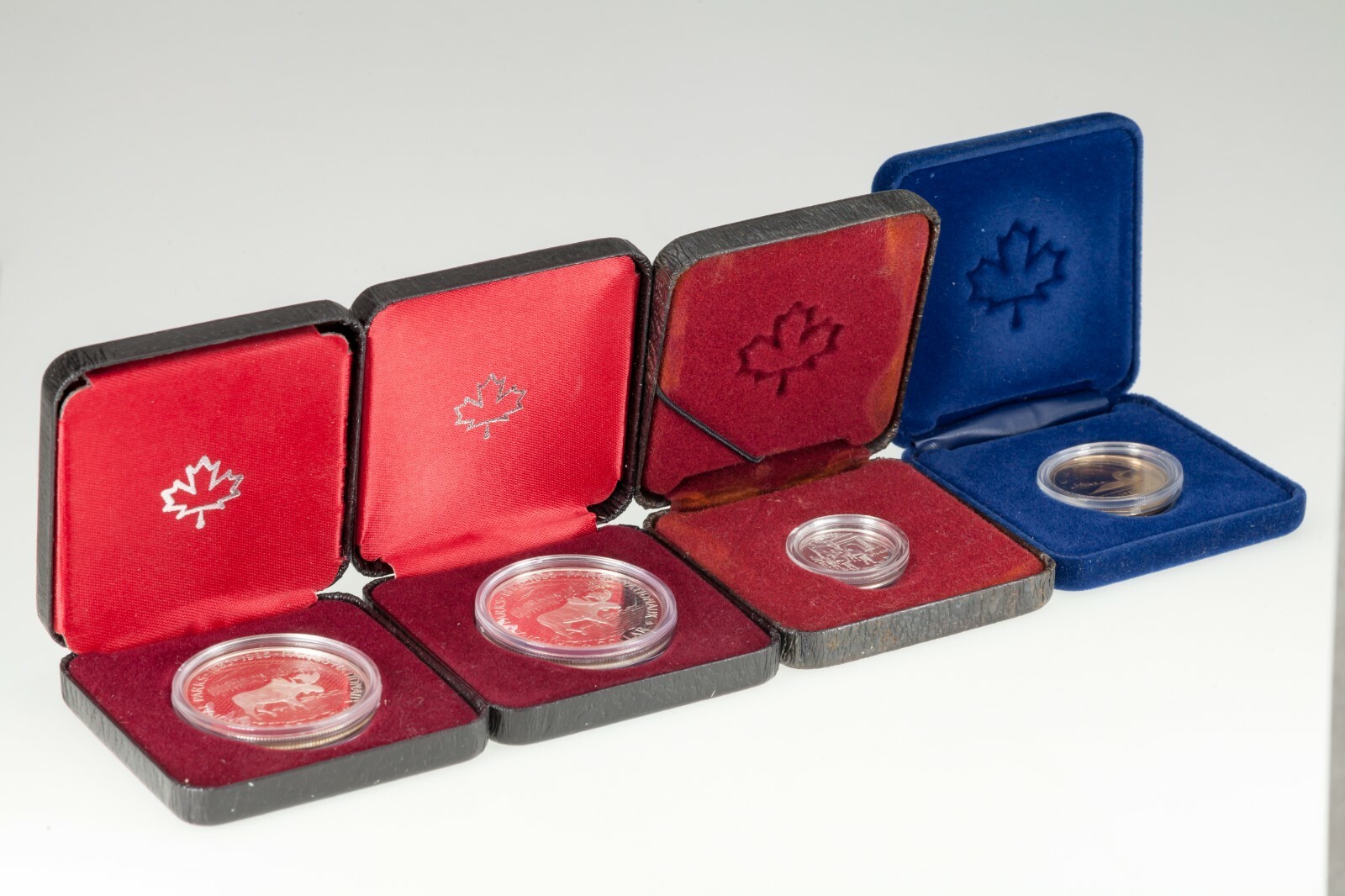 1985-2001 Canada 5 Cents-Dollar Collection Full Of 8-
show original title
Or... Item image 2