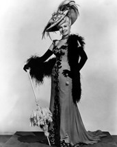 Marilyn Maxwell In Summer Holiday Feather Boa Umbrella With Sleeveless G... - $69.99