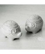 Elephant Festival Ceramic Salt and Pepper Shaker Set 3.54&quot; L Gray - $376.79 MXN