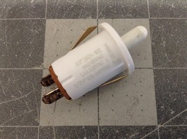 Frigidaire White-Westinghouse Dryer Door Switch 2 Wire 5308001614 08001614 - $1,393.74 MXN