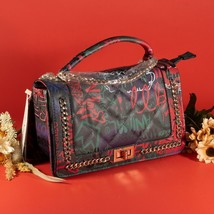 New Style Shoulder Bag Multi Graffiti Black/Red - $651.16 MXN
