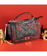 New Style Shoulder Bag Multi Graffiti Black/Red - $651.66 MXN