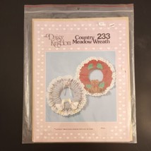 Country Meadow Wreath Quilt Craft Pattern Daisy Kingdom 17&quot; Whimsical Goose Bear - £7.82 GBP