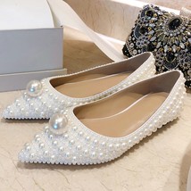 Luxury Pearl Flat Shoes Woman Pointed Toe Rhinestone Slip On Leather Wedding Sho - £130.44 GBP