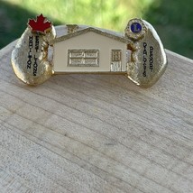 Lions Club Lapel Pin Hamilton East Lions Dialysis Resort 2&quot; Canada - $335.51 MXN