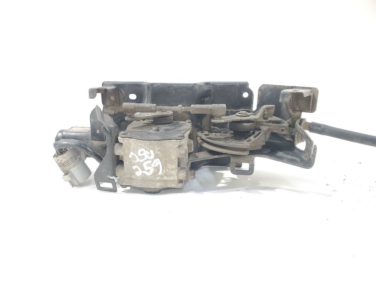 1995 Toyota Camry OEM 4 Cylinder Actuator With Cable 88200-33020 Item image 7