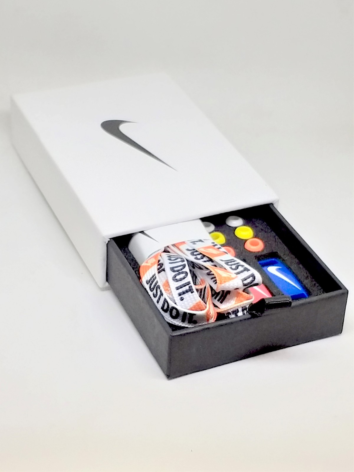 Nike JUST DO IT Shoelaces w Lace Locks Charms Set 2021 New In Box