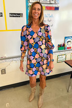Navy Blue Hydrangea Floral Print Bishop Sleeve V Neck Shift Dress - $17.35