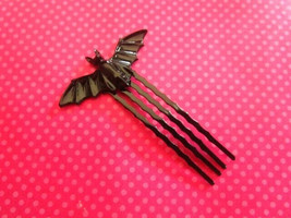 Black bat hair comb - $9.16