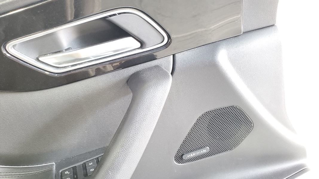 2018 Jaguar F-Pace OEM Front Left Door Trim Panel Black Item image 4