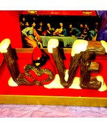 Beautiful vintage love figurine with red cardinal - $43.41 CAD