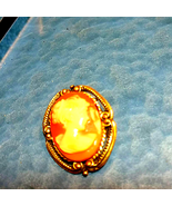 Beautiful Peach Cameo with Celluloid Lady - $406.32 MXN