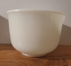 FIRE KING For Sunbeam 6 1/2&quot; Mixing Bowl White W Pour Spout Milk Glass #10 - $33.65