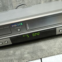 Samsung DVD-V2000 DVD VHS VCR Combo 4-Head Hifi Player Recorder WORKS READ - $25.99