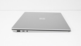 Microsoft Surface Laptop 4 1958 13.5" AMD Ryzen 5 R Edition 8GB RAM 256GB ISSUE image 10