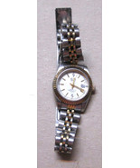 ELGIN  QUARTZ Ladies Watch Gold Two Tone Bracelet Band  7&quot; Wrist No Battery - $35.21