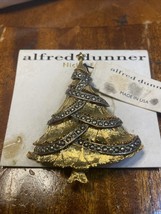 Alfred Dunner Christmas Tree Beautiful Two-tone Pin - $24.75