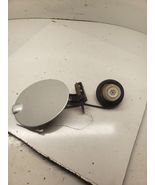 FOCUS     2011 Fuel Filler Door 1099216 - $756.65 MXN