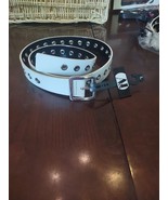 A&amp;I Size Large White Women&#39;s Stylish Belt-Brand New-SHIPS N 24 HOURS - €20,78 EUR