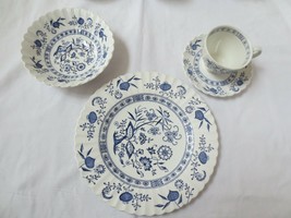 J&amp;G MEAKIN 29 pc NORDIC BLUE ONION  Service for 7 Dinner Bowls cup Saucer - £239.80 GBP